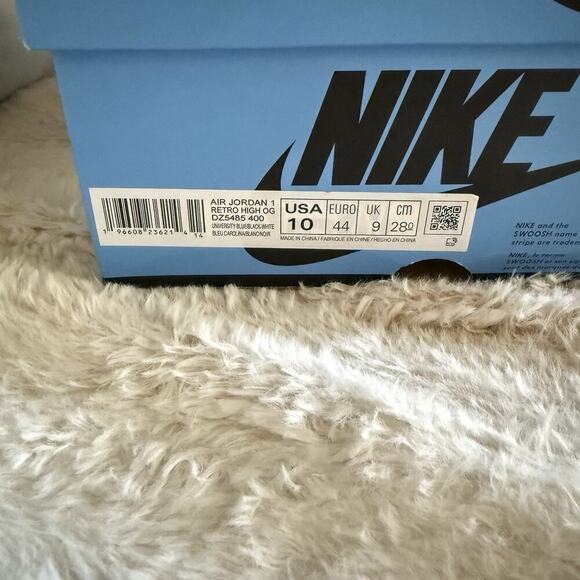 Size 10 - Jordan 1 Retro OG High UNC Toe - Picture 9 of 9